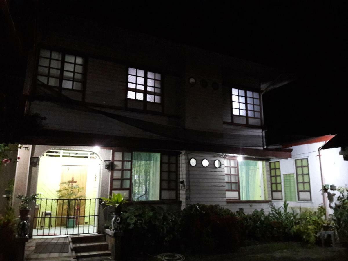 Green Bamboo Transient House Iloilo Eksteriør bilde